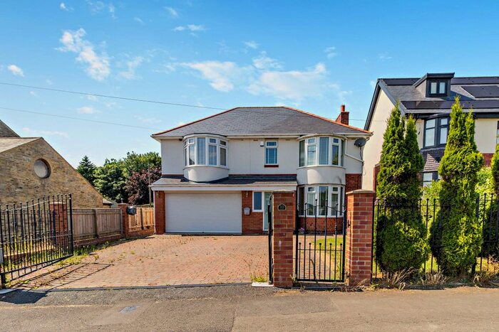 4 Bedroom Detached House For Sale In Butsfield Lane, Consett, DH8