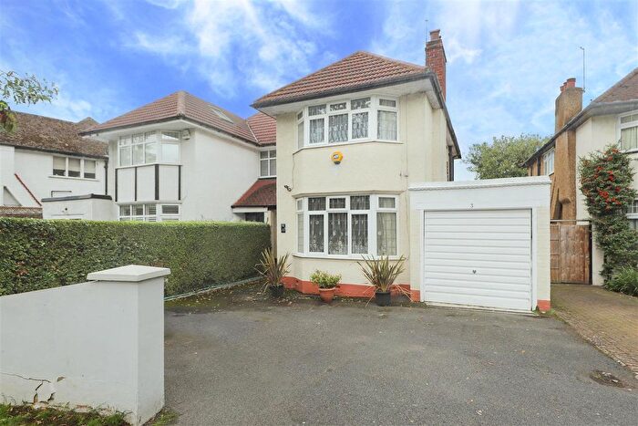 3 Bedroom Semi-detached House For Sale In Fore Street, Pinner, HA5