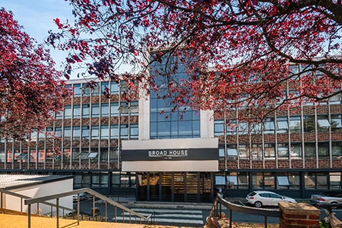 2 Bedroom Flat To Rent In Imperial Drive, Harrow, Middlesex, HA2