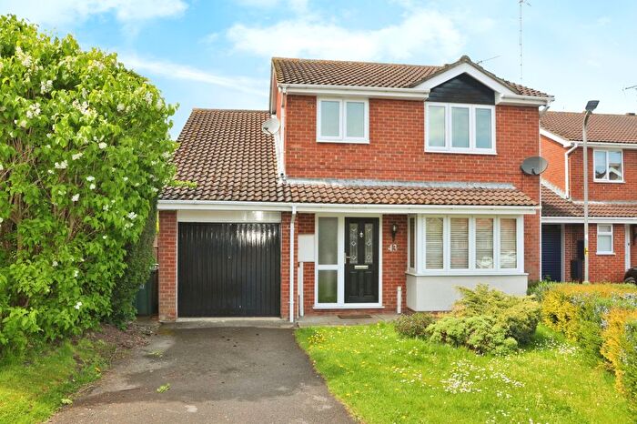 4 Bedroom Detached House To Rent In Kingfisher Road, Buckingham, MK18