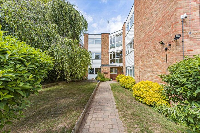 2 Bedroom Apartment To Rent In Gwynns Walk, Hertford, SG13
