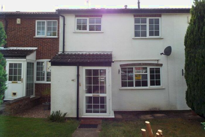 3 Bedroom Terraced House To Rent In Burton Close, Leicester, LE2