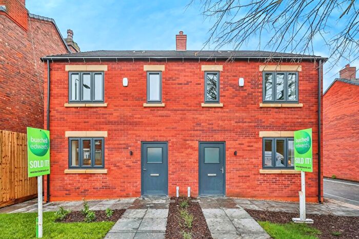 4 Bedroom Semi Detached House To Rent In Park Road, Ilkeston, DE7