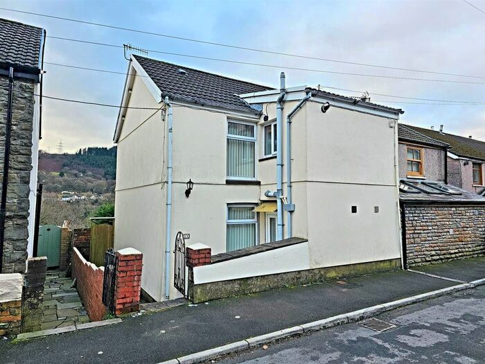 2 Bedroom Semi-Detached House To Rent In Pantygraigwen Road, Graigwen, Pontypridd, CF37