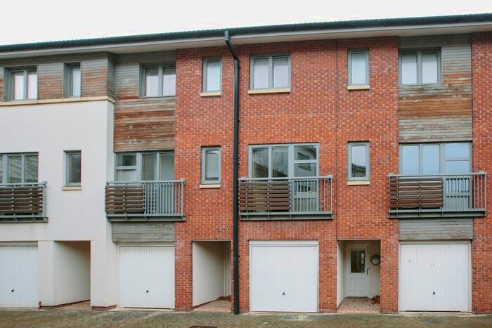 3 Bedroom Property To Rent In Barton Road, Bristol, BS2