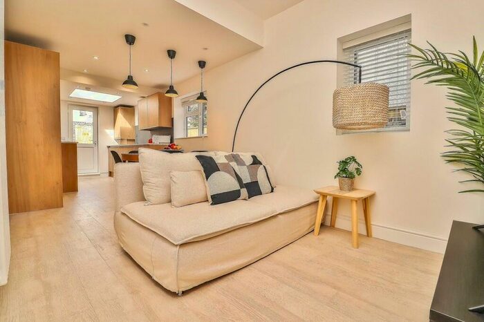 7 Bedroom Terraced House To Rent In Norman Road, Southsea, PO4