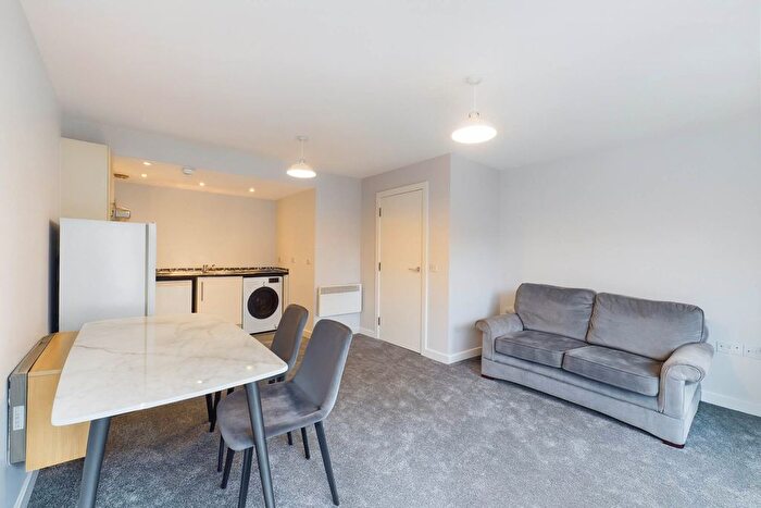 1 Bedroom Flat To Rent In Albert Mill Oldfield Road, Salford (Id: #), M5