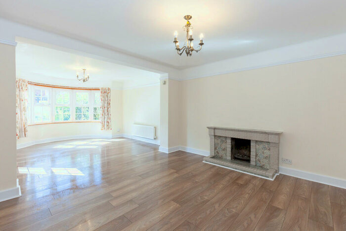 4 Bedroom Detached House To Rent In Windmill Road, Langley House, OX3
