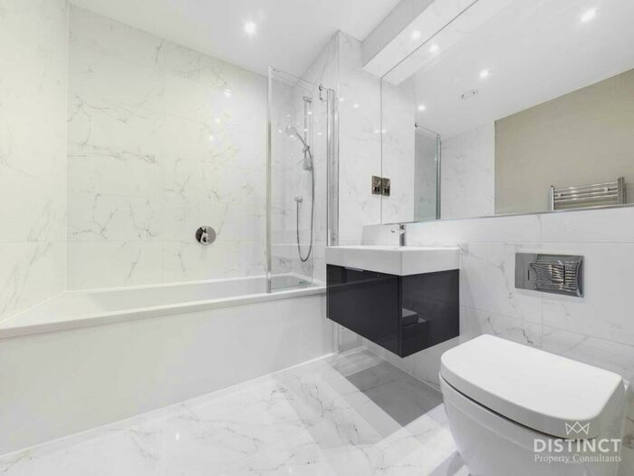 2 Bedroom Apartment For Sale In Flat Riverview, Windrush Heights, Windrush Near Burford, OX18