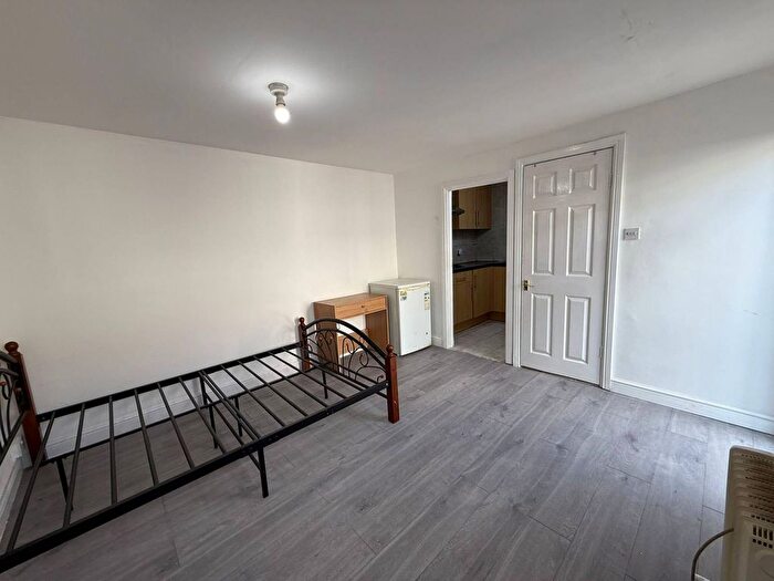 Studio To Rent In Ilford, IG3