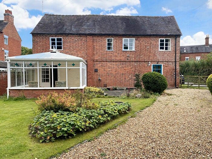 3 Bedroom Cottage For Sale In Wood Lane, Uttoxeter, ST14
