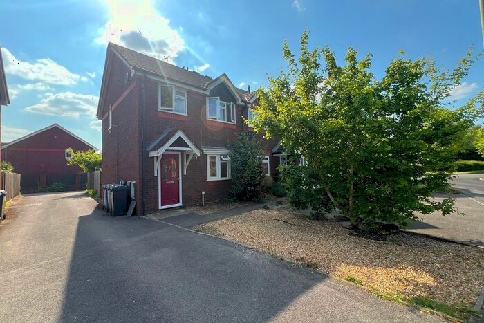 3 Bedroom End Terrace House To Rent In Nether Vell-Mead, Church Crookham, GU52