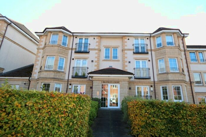 3 Bedroom Flat To Rent In Branklyn Court, Glasgow G13