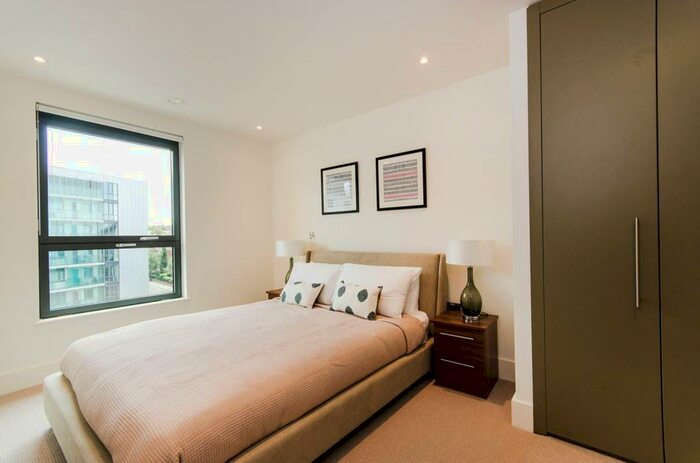 2 Bedroom Flat To Rent In Engineers Way, Wembley, HA9