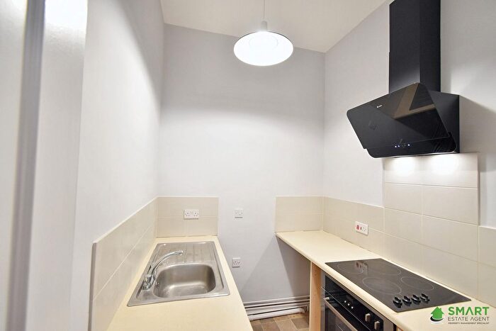 1 Bedroom Flat For Sale In Blackall Road, Exeter, EX4