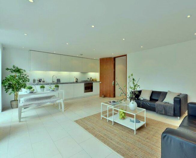 2 Bedroom Apartment To Rent In Oval Road, Camden, NW1