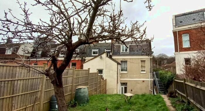 Studio To Rent In De Cham Road, St. Leonards-On-Sea, TN37