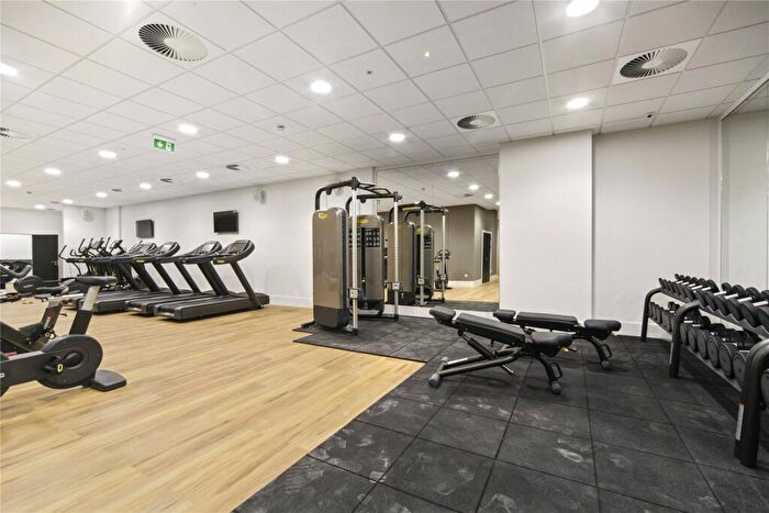 1 Bedroom Apartment To Rent In Woodberry Grove London, N4