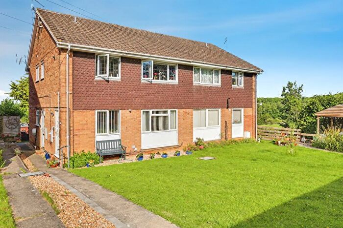 2 Bedroom Maisonette For Sale In Ilex Close, Hardingstone, Northampton, NN4