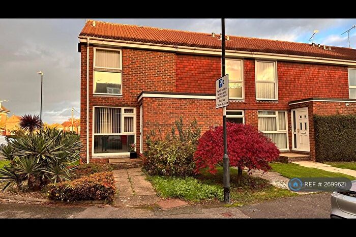2 Bedroom End Of Terrace House To Rent In Fotherby Court, Maidenhead, SL6