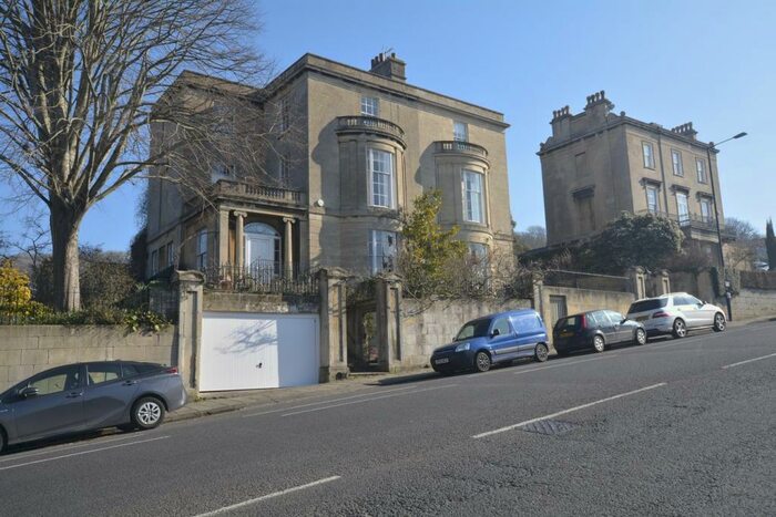 1 Bedroom Apartment To Rent In Bathwick Hill, Bath, BA2