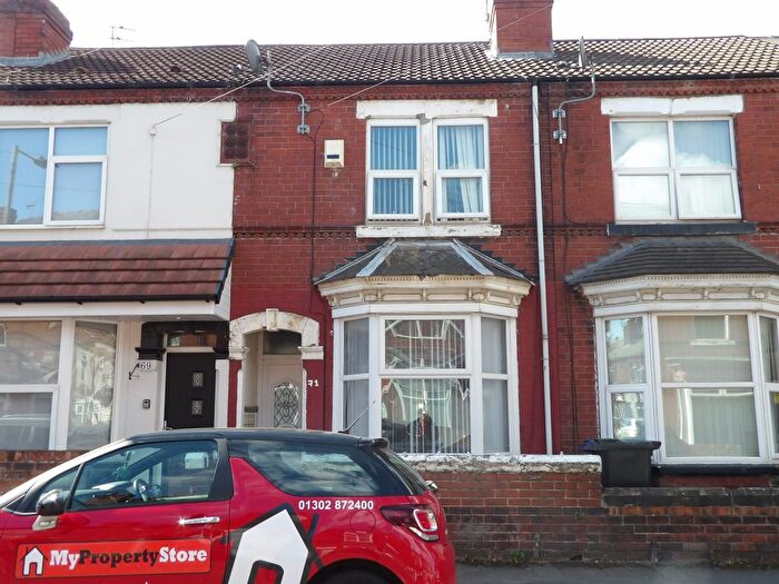 3 Bedroom Terraced House To Rent In Royston Avenue, Bentley, Doncaster, DN5