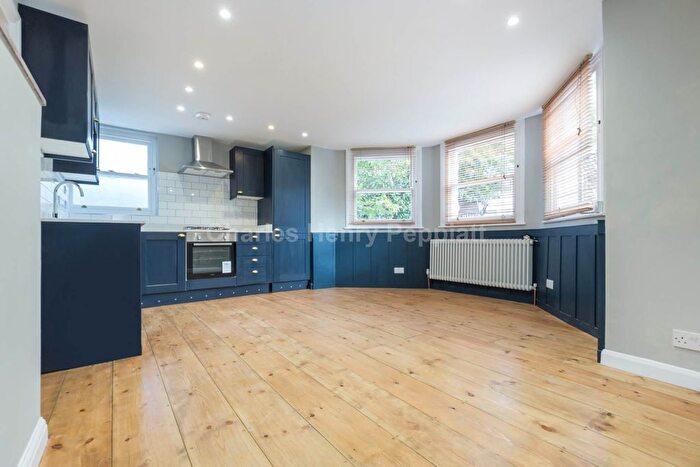 3 Bedroom Flat To Rent In Hornsey Lane, Highgate, N6