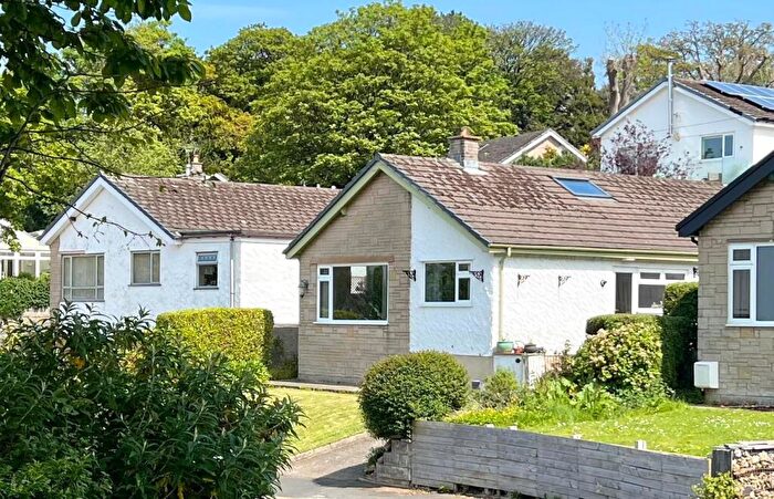2 Bedroom Detached Bungalow For Sale In Bryn Helyg Estate, Penmaenmawr, LL34