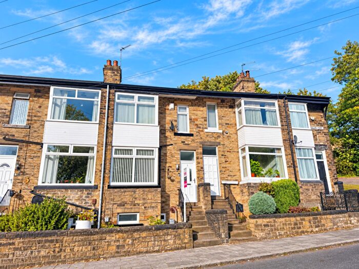 2 Bedroom Terraced House For Sale In Hollin Terrace, Shipley, BD18