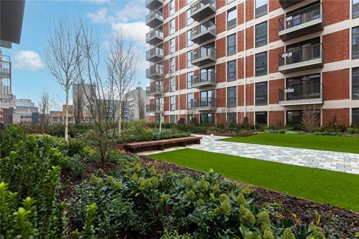 1 Bedroom Apartment To Rent In Henshaw Parade, The Hyde, London, NW9