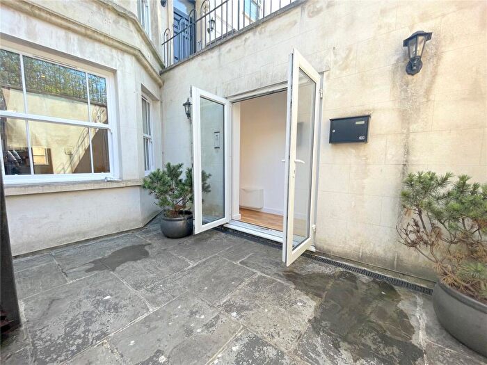 2 Bedroom Apartment To Rent In Coronation Road, Bristol, BS3