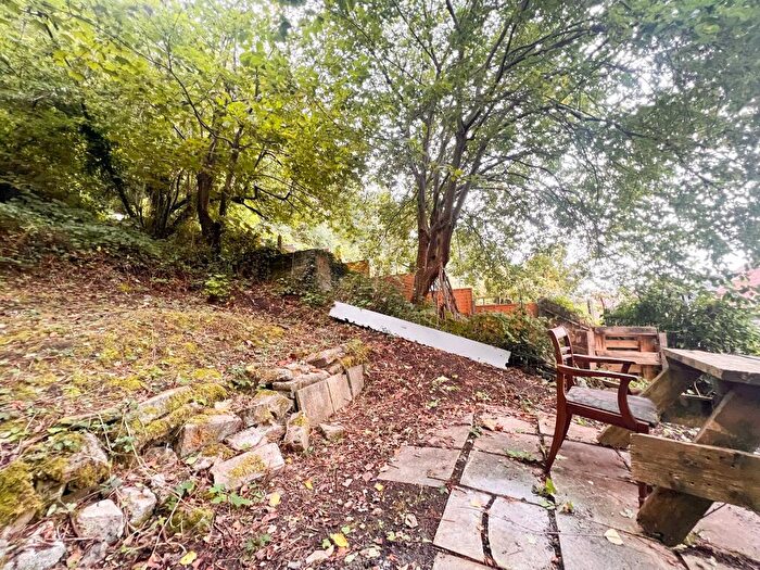 4 Bedroom House To Rent In Bath Road, Arnos Vale, BS4