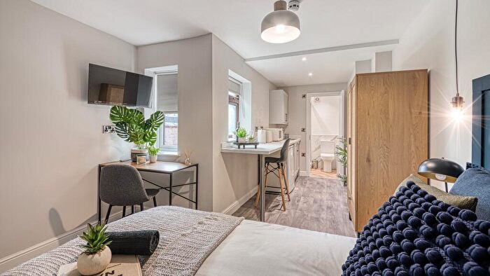 Studio To Rent In Room, Bennett Street, NG10