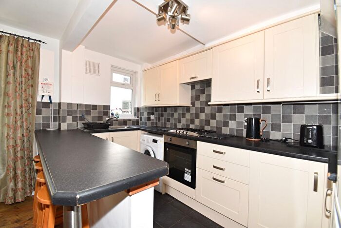 3 Bedroom Terraced House To Rent In Hill Head, Penryn, TR10