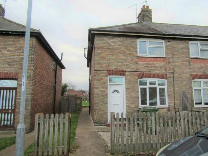 3 Bedroom Semi-Detached House To Rent In Gordon Avenue, Peterborough, PE2