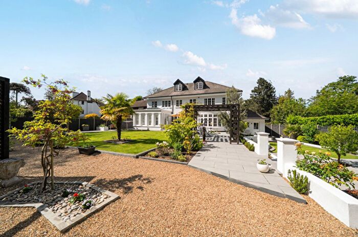 5 Bedroom Detached House For Sale In Lodge Road, Bromley, BR1