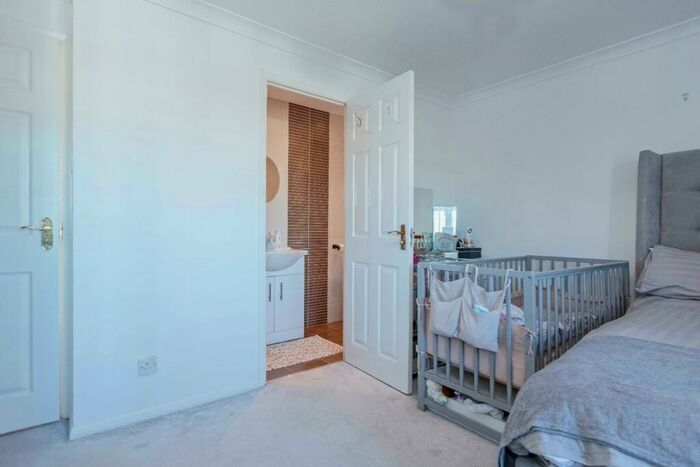 5 Bedroom Detached House For Sale In Ladies Mile Road, Brighton, BN1