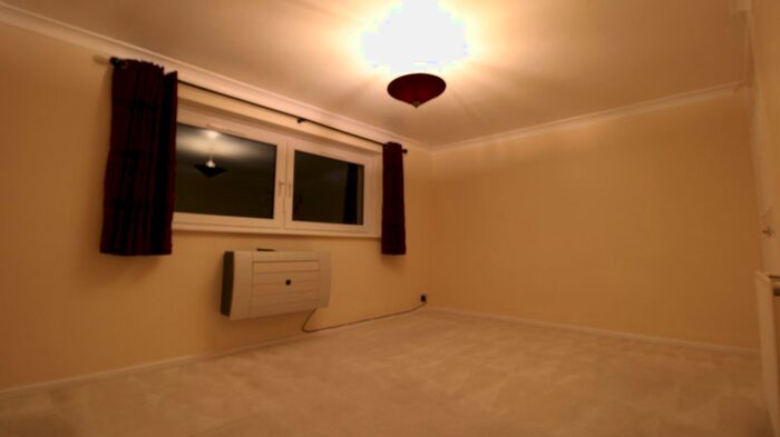 2 Bedroom Flat To Rent In Whitton, Hounslow TW4