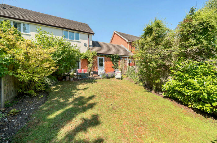 2 Bedroom Semi-Detached House To Rent In Carey Road, Wokingham, Berkshire, RG40