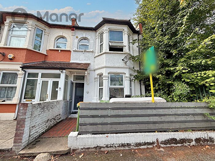 3 Bedroom End Terrace House For Sale In St. Winefride's Avenue, Manor Park, E12