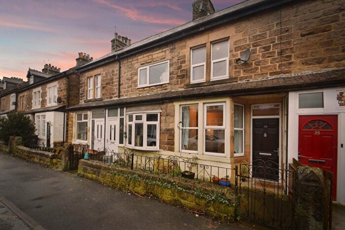 3 Bedroom Terraced House For Sale In North Lodge Avenue, Harrogate, HG1