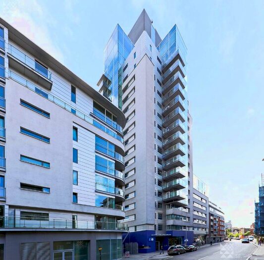 Studio To Rent In Empire Square South, Empire Square, London, SE1