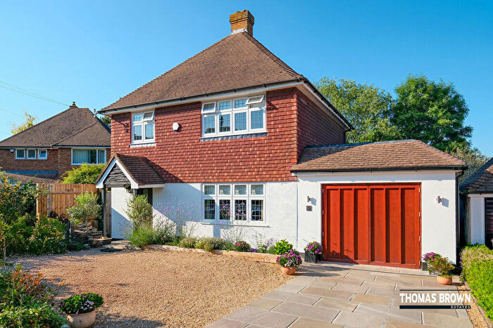 3 Bedroom Detached House For Sale In Vale Close, Orpington, BR6