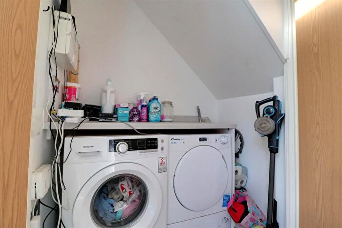 3 Bedroom Detached House For Sale In Richard Darroch Way, Crewe, CW1