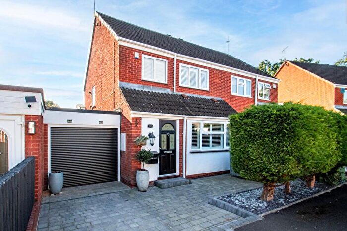 3 Bedroom Semi-Detached House For Sale In Lassington Close, Redditch, Worcestershire, B98