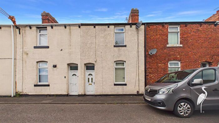 2 Bedroom Terraced House To Rent In East View, Castletown, Sunderland, SR5