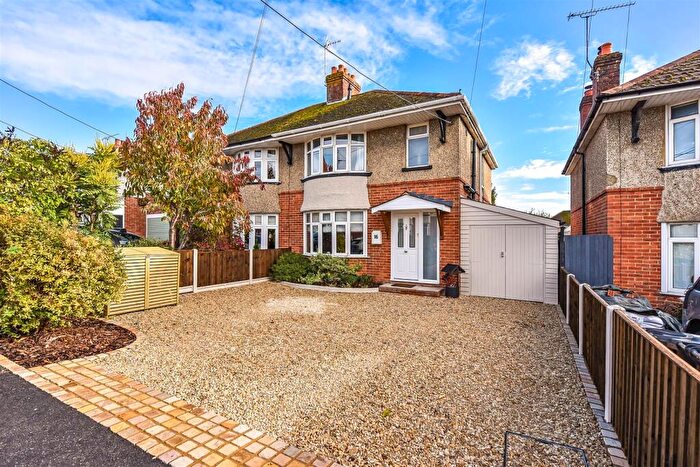3 Bedroom Semi Detached House For Sale In Marchant Road, Andover, SP10