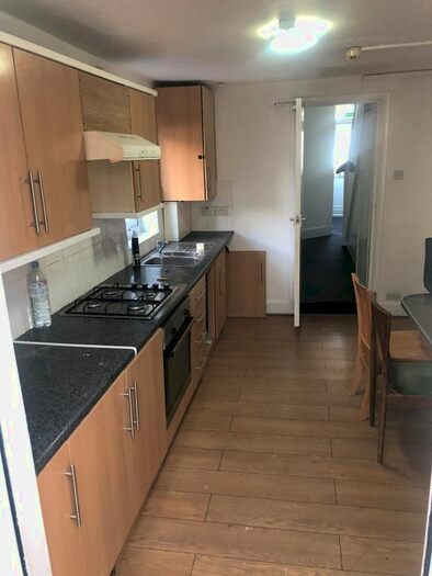 5 Bedroom Terraced House To Rent In Shrewsbury Road, Manor Park, E7
