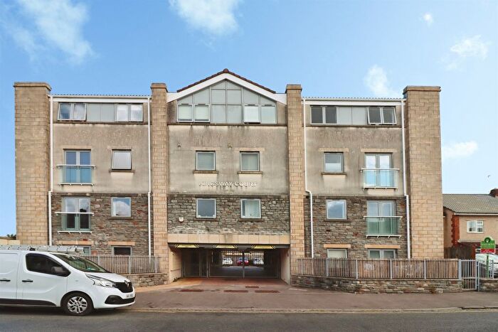 2 Bedroom Flat For Sale In Two Mile Hill Road, Bristol, BS15