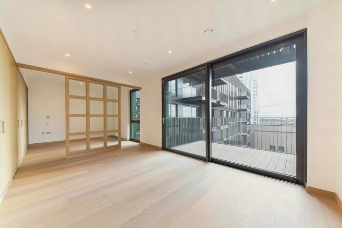 Studio To Rent In Legacy Building, Embassy Gardens, London, SW11
